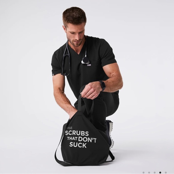 NWT NEW Figs Rare scrubs that don’t suck tote hospital bag for nurse doc… - Picture 5 of 7